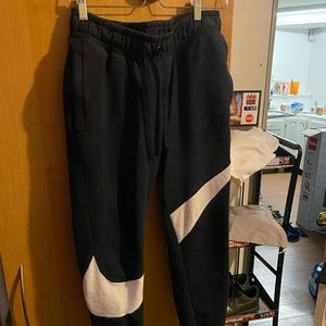 Nike big swoosh sweatpants